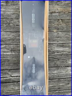 Burton Amplifier All-Mountain Snowboard. BRAND NEW