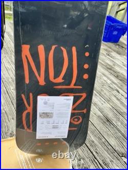 Burton Amplifier All-Mountain Snowboard. BRAND NEW