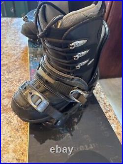 Burton Clash SNOWBOARD SIZE 145 cm WITH BINDINGS, & Men's Size 10 Boots Package