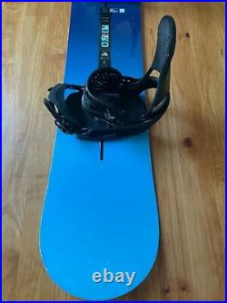 Burton Custom Mens 154cm Snowboard with Cartel Bindings Used less than 75 days