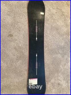 Burton Fix 152cm Snowboard 52mg All Mountain Freestyle Black Pink Men's Women's
