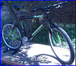 Cannondale SOBEE All Mountain Team SOBEE Green/Black fade Large & Medium Riders Cannondale SOBEE All Mountain Team SOBEE Green/Black fade Large & Medium Riders