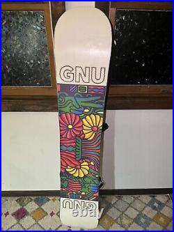 Gnu B-nice Snowboard Size 145 CM With Gnu Medium Bmbw Bindings