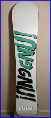 Gnu Metal Guru EC2 BTX 152 True Twin All Mountain Freestyle Skeleton