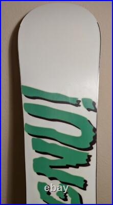 Gnu Metal Guru EC2 BTX 152 True Twin All Mountain Freestyle Skeleton