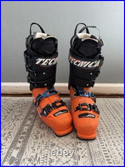 Men's Technica Downhill Orange Ski Boots 9-9.5 325mm Including Boot Warmers