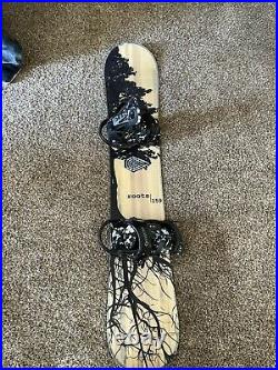 Mens Snowboard Camp Seven Roots 159 cm with great binds and snow stomper