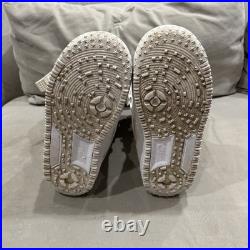 Nike Men's Snowboard Boots Size 10 White Traditional Lace Ankle Strap Medium