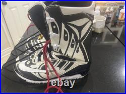 Nike Zoom Kaiju Urweltraupen Nicolas Müller Edition US9