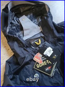 RARE NWT Mountain Hardwear Typhoon GTX Ultra Light Hardshell Jacket ALL BLACK