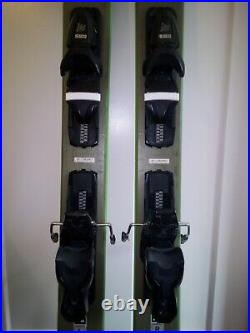 Rossignol Smash 7 Skis With Bindings