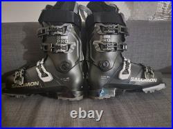 Salomon S/PRO FLEX 80 WIDE LAST ski boot. Designed for skiers with wider feet