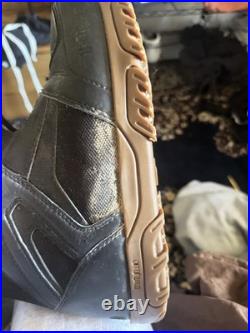 Thirtytwo Men's Snowboarding Boots Size 10