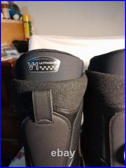 VANS Aura OG Men's Snowboard Boots Black/White BOA Dial Heat Moldable, Med