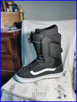 VANS Aura OG Men's Snowboard Boots Black/White BOA Dial Heat Moldable, Med