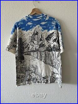 Vintage 90s Nature Montana Artsy Allover Print Bear Mountains T-Shirt L Grunge