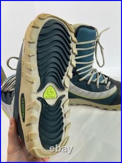 Vintage Burton Moto Snowboard Boots Men's Size 9.5 Teal Grey Gum Outsole