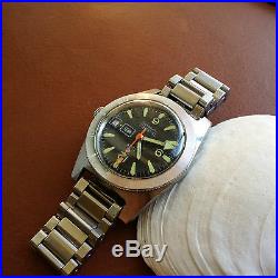 Vintage Elgin Day-Date Divers Watch withMint Dial, Patina, Faded Bezel, All SS Case