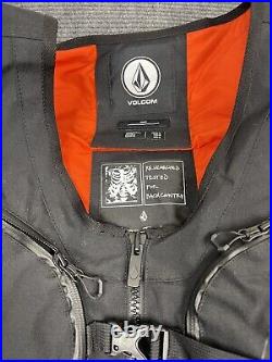Volcom Iguchi Slack Vest Mens Extra Large Expedition Snowboarding Vest NWT